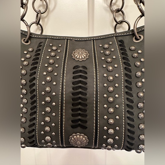 American Bling Studded Concealed Carry Shoulder Bag – Western Style - Picture 5 of 15